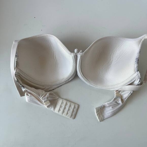 Victoria Secret Body by Victoria Bra Size 34DDD Lined Demi Double Cream Lace - Picture 8 of 16
